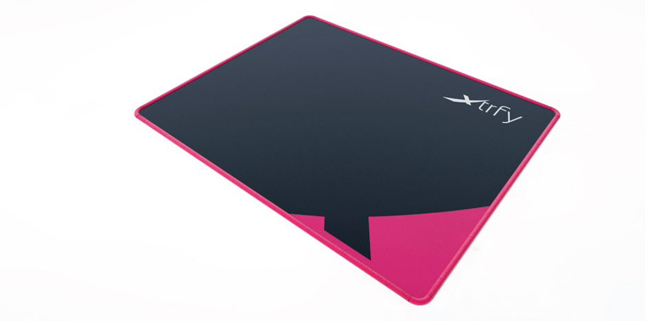 Xtrfy Pink Color Line Medium Геймърски пад за мишка