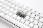 Ducky One 3 Full Size Pure White Hot-Swappable RGB Геймърска механична клавиатура с Cherry MX Silent Red суичове