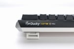 Ducky One 3 TKL Classic Hot-Swappable RGB Геймърска механична клавиатура с Cherry MX Red суичове