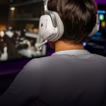 Corsair Void Wireless V2 White Безжични геймръски слушалки