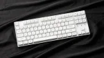 Keychron K8 Pro White QMK TKL RGB Hot-Swappable Plastic Безжична геймърска механична клавиатура с Keychron K Pro Brown суичове