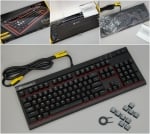 Corsair Gaming Strafe RGB Геймърска механична клавиатура с Cherry MX Brown суичове