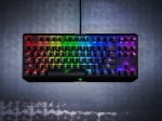 Razer BlackWidow X Tournament Edition Chroma Геймърска механична клавиатура със зелени Razer суичове