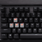 Corsair Gaming K70 LUX Геймърска механична клавиатура с Cherry MX Red суичове