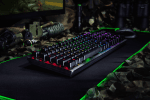 Razer Huntsman Геймърска оптико-механична клавиатура