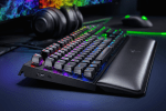 Razer BlackWidow Elite Chroma Геймърска механична клавиатура с Razer Green суичове