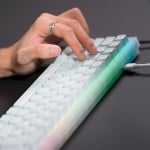 Xtrfy K5 RGB Transparent White 65% Hotswap Геймърска механична клавиатура с Kailh Red суичове с UK Layout