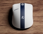 Pulsar X2 CrazyLight Mini Bruce Lee 85th Edition - White & Navy 8K Безжична геймърска оптична мишка