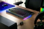 Razer BlackWidow V4 Pro 75% Безжична геймърска механична клавиатура с Razer Orange суичове