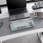 Royal Kludge R75 Sky Cyan Hot-Swappable Геймърска механична клавиатура с RK Fast Silver суичове